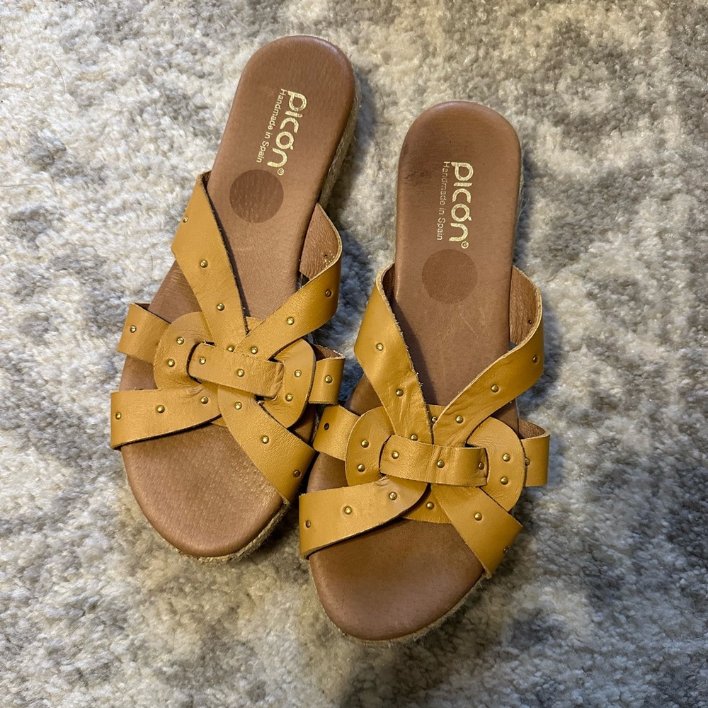 Picon Sandals
